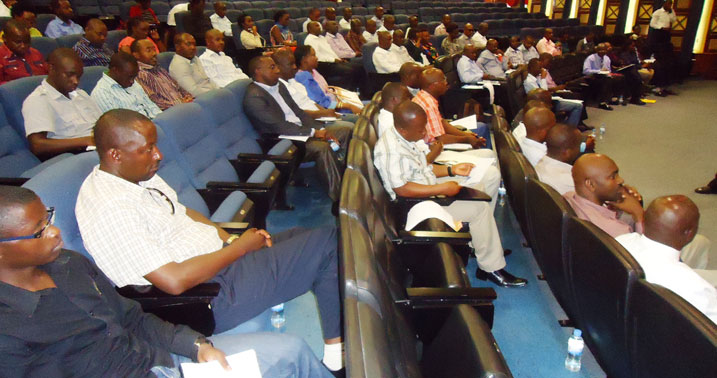 Bamwe mu bacuruzi bakuru bo mujyi wa Kigali, bamaze impungenge RRA.