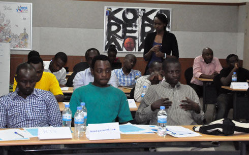 Bamwe mu banyamakuru bari bitabiriye inama.