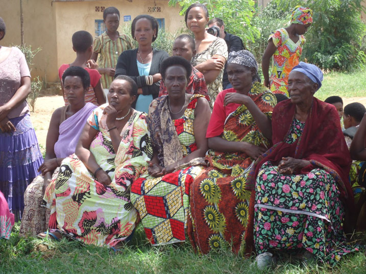 Bamwe mu birukanywe muri Tanzaniya biganjyemo abakecuru bakuze.