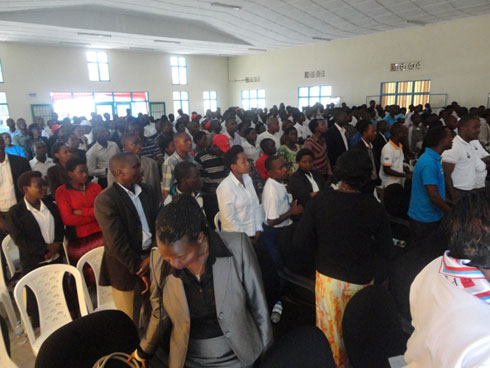 Bamwe mu rubyiruko rwa FPR ruri kwitorera abazaruhagararira mu Majyaruguru.