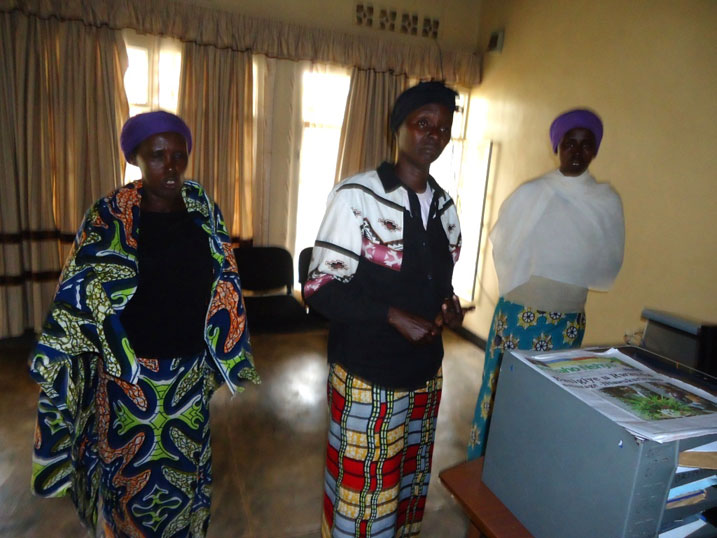 Bamwe mu batarabonye inkunga yabo bari mu buyobozi gusaba ko bayihabwa.