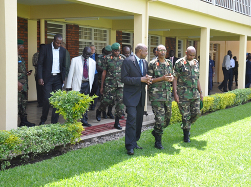 Bamwe mu bayobozi bakuru bafunguye aya mahugurwa.