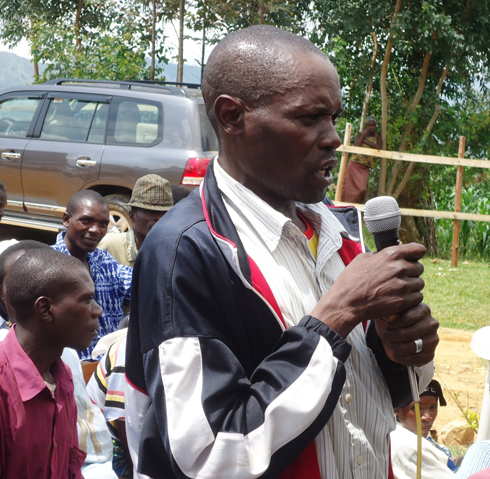 Bangananibamwe avuga ko imanza zikenesha. (Foto: L. Nshimiyimana)