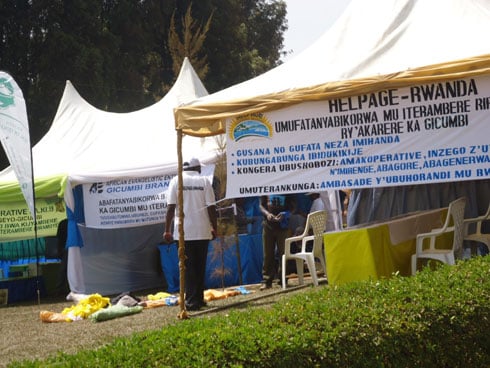 Mu bamurika harimo n