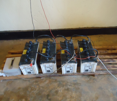 Batiri zifasha gutanga umuriro wo gucana.