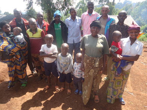 Bazanye n'imiryabgo yabo.