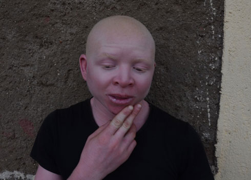 Bikorimana Willy yavuye mu cyaro kubera ko abandi basore bamunenaga.