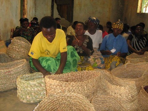 Bimwe mu bikapu bikorwa mu marebe.