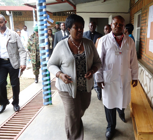 Umuyobozi w'ibitaro bya Nemba yagaragaje ko bakeneye abaganga b'inzobere mu kubaga (Photo: N. Leonard)