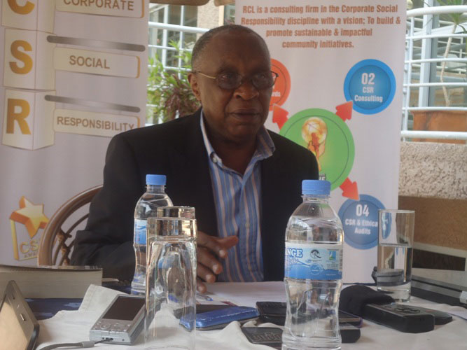 Bishop John Rucyahana umuyobozi wa CSR, asobanura imikorere y