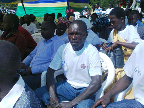 Bizimungu wafashwaga n'umushinga Ibyiringiro .