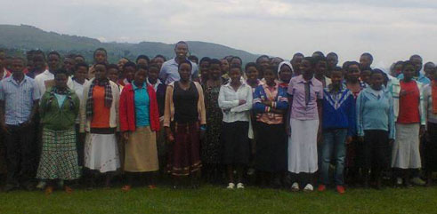 Aba ni bamwe mu banyeshuri PIH ifasha kwiga mu karere ka Burera