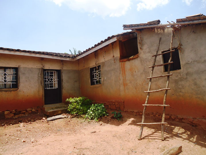 Buririye ku rwego barasakambura babona gutwika.