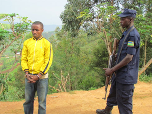 Byiringiro yafashwe yiba mu biro by