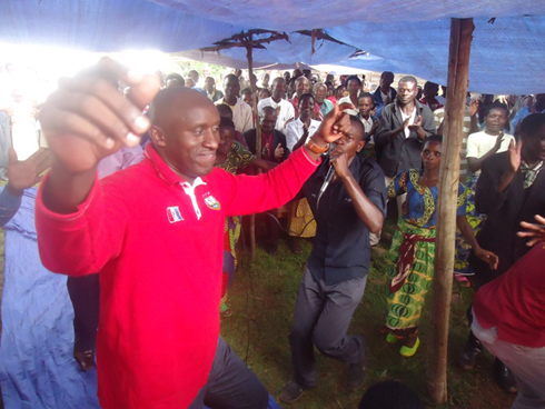 Chairman wa FPR mu karere ka Nyamasheke yishimana n