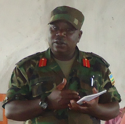 Colonel John Tibesigwa ukuriye Inkeragutabara mu Ntara y'Iburengerazuba.