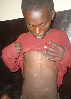 Abo basore barakubitwaga fer a beton bakanatwikishwa buji.