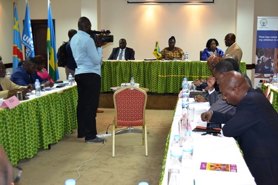 Inama yarangiye ibihugu byombi byemeje ko bizafatanya mu kuangiza ikibazo cy