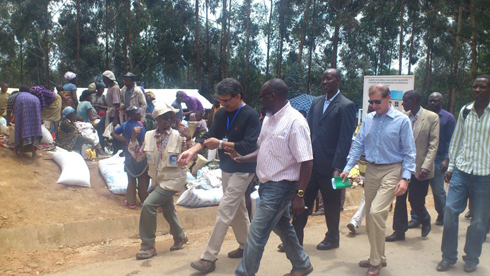 Batambagijwe inkambi birebera ubuzima impunzi zibayemo.