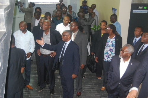 Intumwa za rubanda zigize itsinda riri kuzenguruka akarere ka RUbavu mu rwego rwo kumenya imikorere yako.