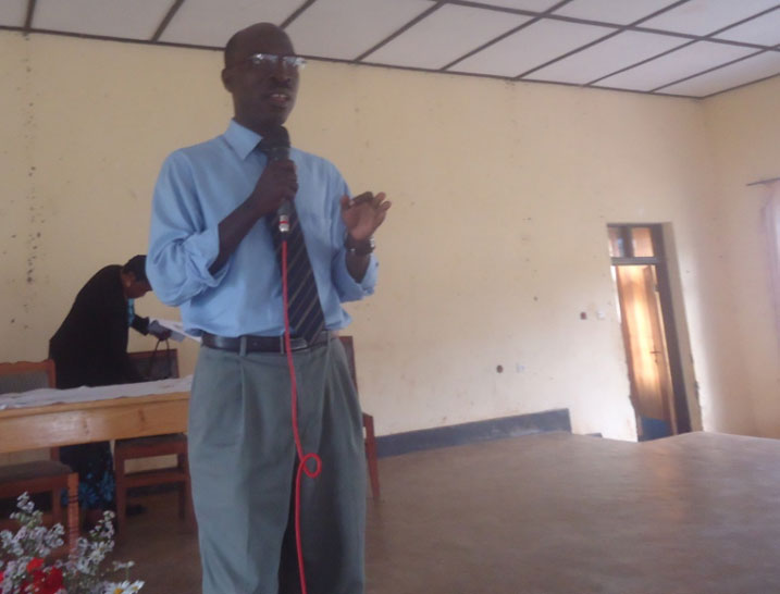 Depite Mporanyi asaba abayobozi bo mu murenge wa Nkanka gusobanukirwa "Ndi Umunyarwanda".