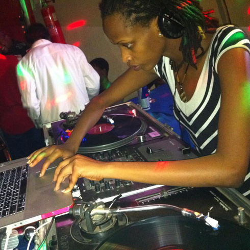 Dj Anita Pendo.