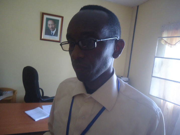 Dr Nshizirungu Placide avugako kwisiramuza bifite 60% byo gukumira ubwandu.