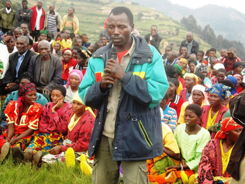 Dusabimana yagejeje ikibazo cye ku rwego rushinzwe kugenzura iyubahirizwa ry'uburinganire bw'umugabo n'umugore.