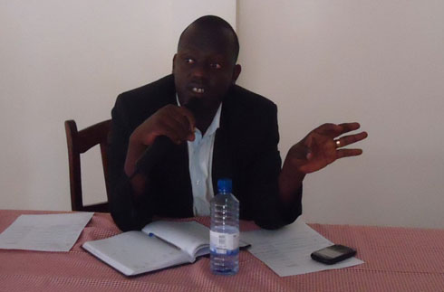 Umuyobozi wa Bugesera wungirije ushinzwe ubukungu n'iterambere asobanura ibyiza byo kwishyira hamwe muri EAC