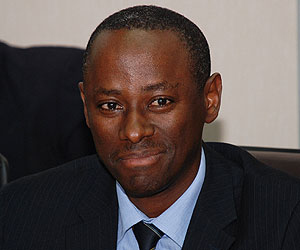 Emmanuel Muvunyi, umuyobozi wungirije w'ikigo cy'u Rwanda gishinzwe Uburezi.