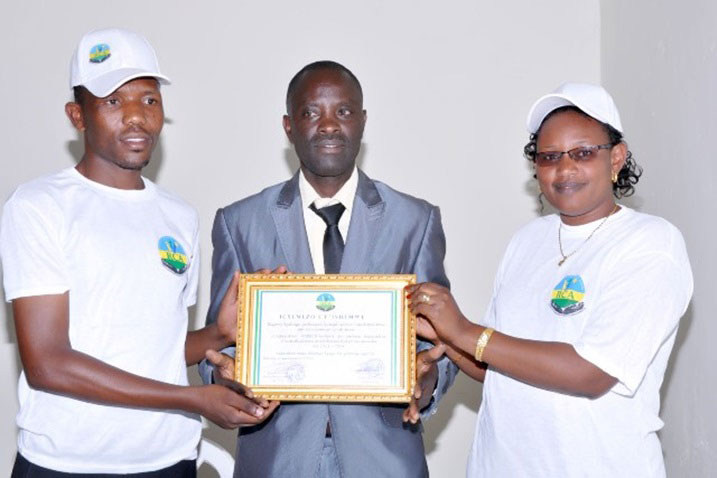 FODECO yahawe igihembo ku rwego rw'Umujyi wa Kigali.