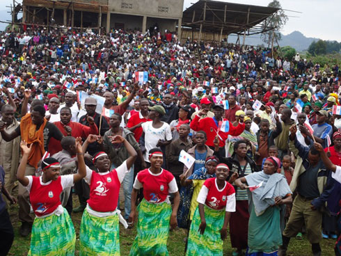 Abanyamuryango ba FPR muri Kinigi bacinye akadiho karahava.