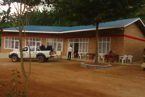 Ibiro bya FPR mu karere ka Rulindo abanyamuryango biyubakiye.