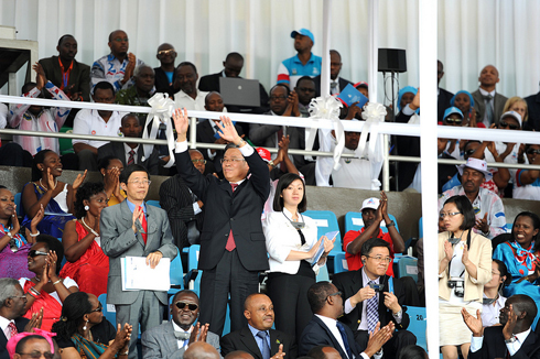 Abashyitsi baturutse mu Bushinwa baje kwiftanya na FPR kwizihiza isabukuru y'imyaka 25.