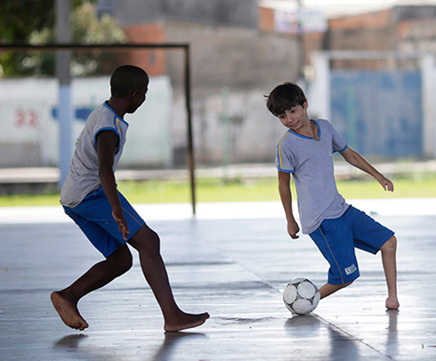 Mu kibuga, Gabriel Munez yerekana ubuhanga bukomeye.