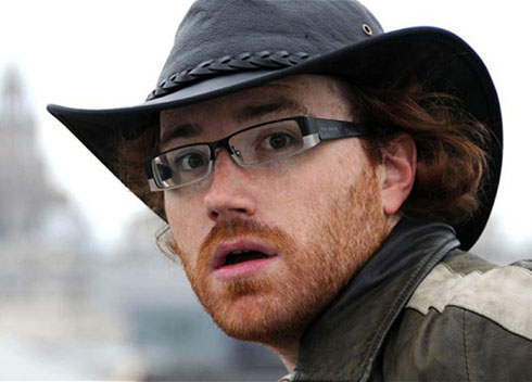 Graham Hughes amaze kunyura mu bihugu 193 byo ku isi. (Photo: The Daily Telegraph).