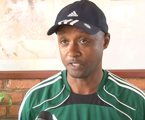 Gsingwa Michel Umunyamabanga mukuru wa FERWAFA avuga ko nta bibazo bikomeye bihari mbere y'uko shampiyona itangira.