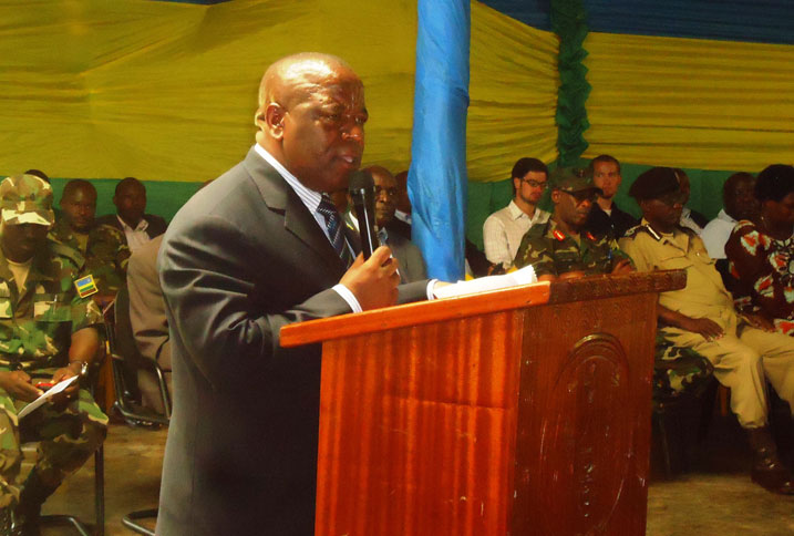 Umuyobozi w'intara y'Amajyaruguru, Guverineri Bosenibamwe, yabijeje ko u Rwanda rubakiriye neza kandi n'abandi Baturarwanda basabwe kubakira nk'Abanyarwanda batashye iwabo.