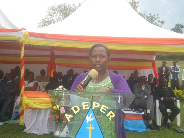 Guverineri w'Intara y'Uburasirazuba, Odette Uwamariya, yasabye abakirisito ba ADEPR kurangwa n'inyigisho zo gukunda Imana n'abo yaremye.