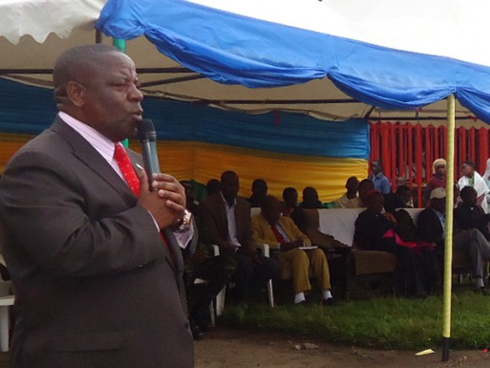 Guverineri Bosenibamwe ahamya ko umutekano w