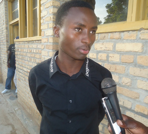 Habinshuti Moise yahagaritse gukoresha ibiyobyabwenge kuko nta kiza yabonyemo.