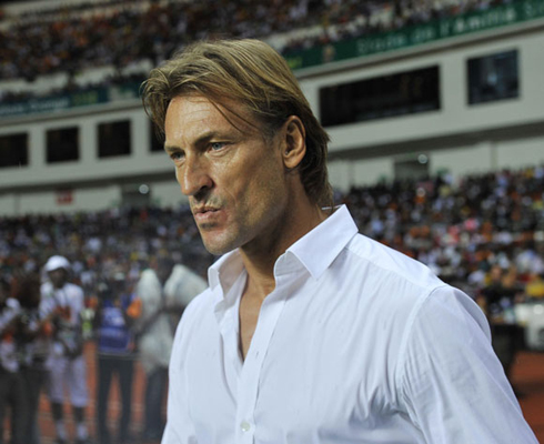 Herve Renard utoza ikipe y'igihugu ya Zambia niwe wabaye umutoza w'umwaka. 
