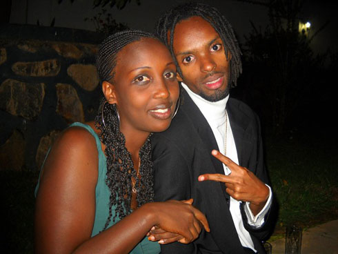 Hirwa Henry ari kumwe na Zouzou Zoulaika.