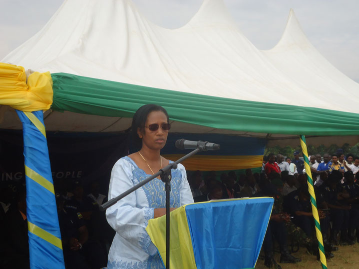 Hon. Senateri Jeanne d