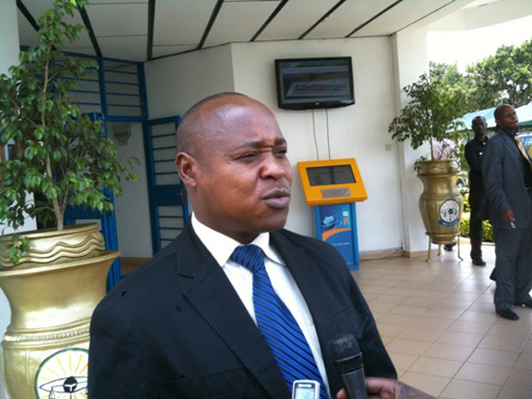 Hon. Mathuki uyoboye itsinda ry