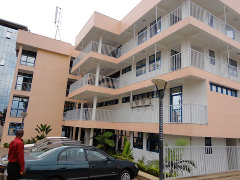 Abo baganga bazakorera mu bitaro bya Nyirinkwaya i Remera mu mujyi wa Kigali.