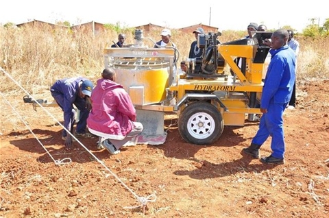 Imashini ya Hydroform ikora amatafari ahendutse kandi vuba.