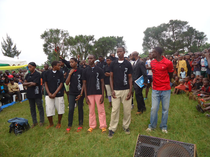 I Kayonza hari bamwe mu rubyiruko baterwa isoni no kugura udukingirizo bigatuma bakora imibonano mpuzabitsina idakingiye.