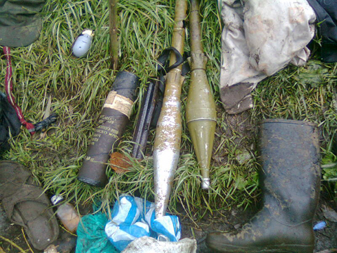 Bimwe mu bikoresho abarwanyi ba FDLR bari bafite.