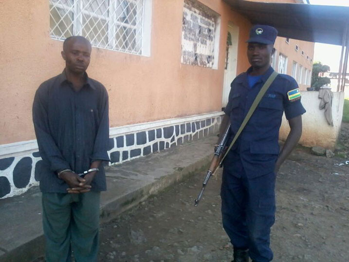 Mushengezi afungiye kuri sitasiyo ya Polisi ya Muhoza.